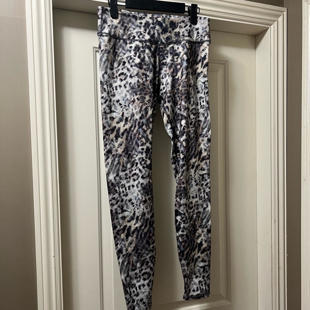 Public Myth pretty animal print legging.